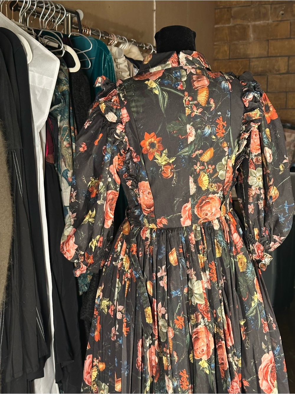 Selkie Black Floral Ruffle Long-Sleeve Maxi Dress size M - Picture 5 of 7